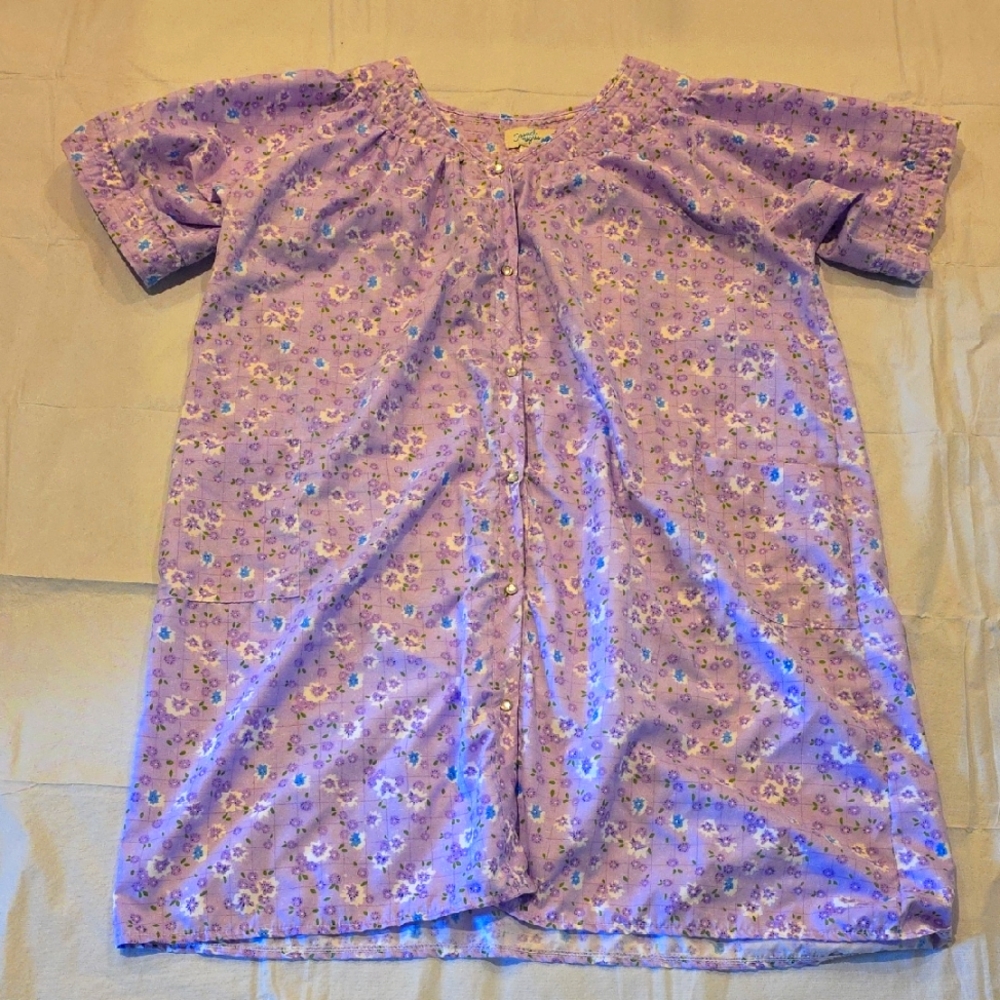 Casual Nights Women's Purple Floral Pearl Snap‎ Nightgown Muumuu 2X